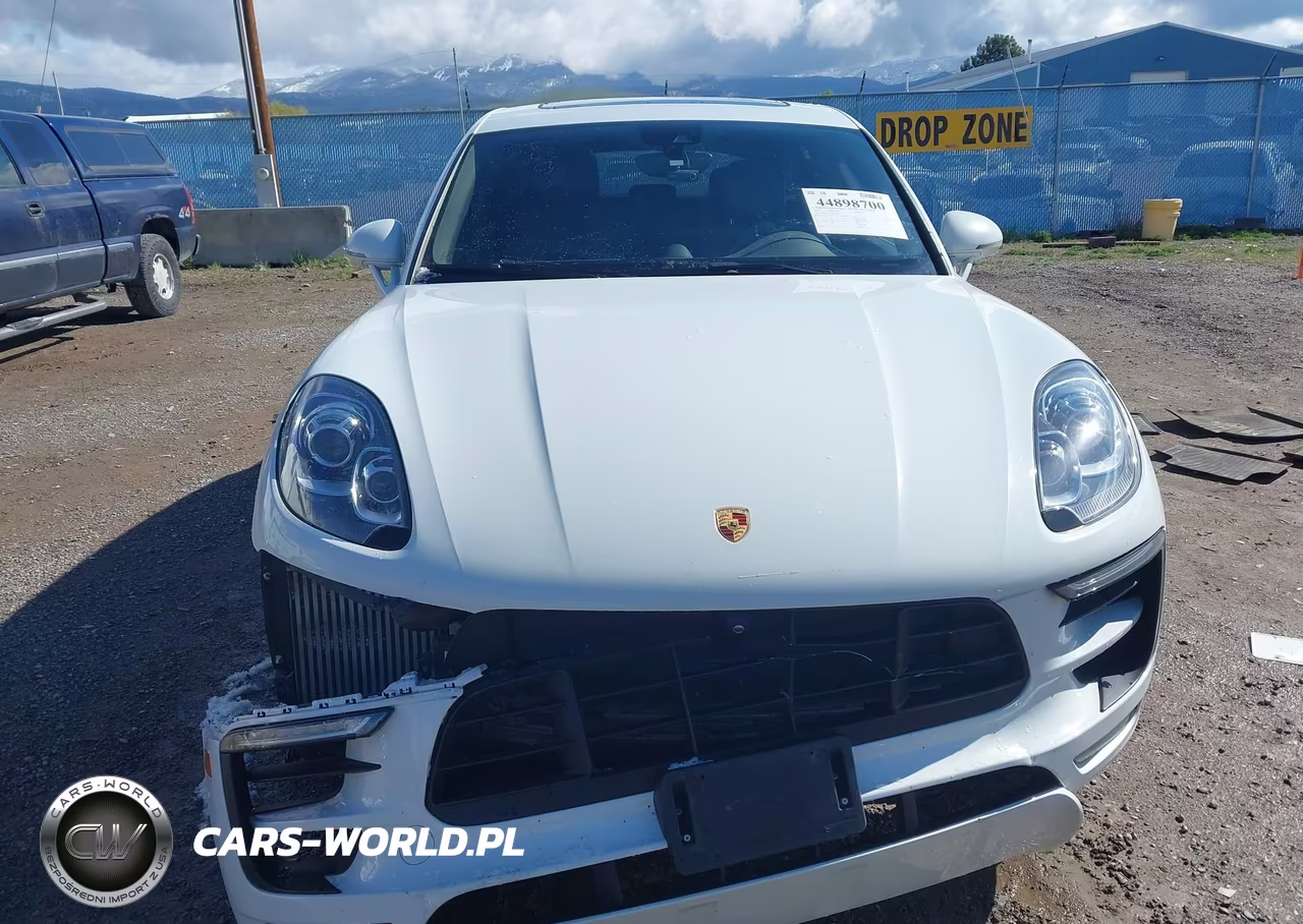 2018 Porsche Macan S VIN:WP1AB2A52JLB32938 - 12