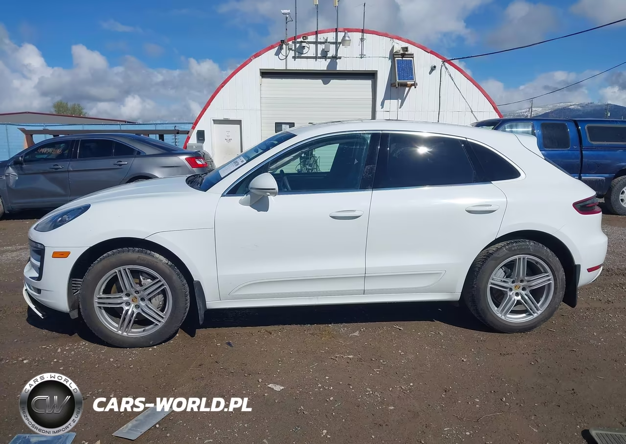 2018 Porsche Macan S VIN:WP1AB2A52JLB32938 - 14
