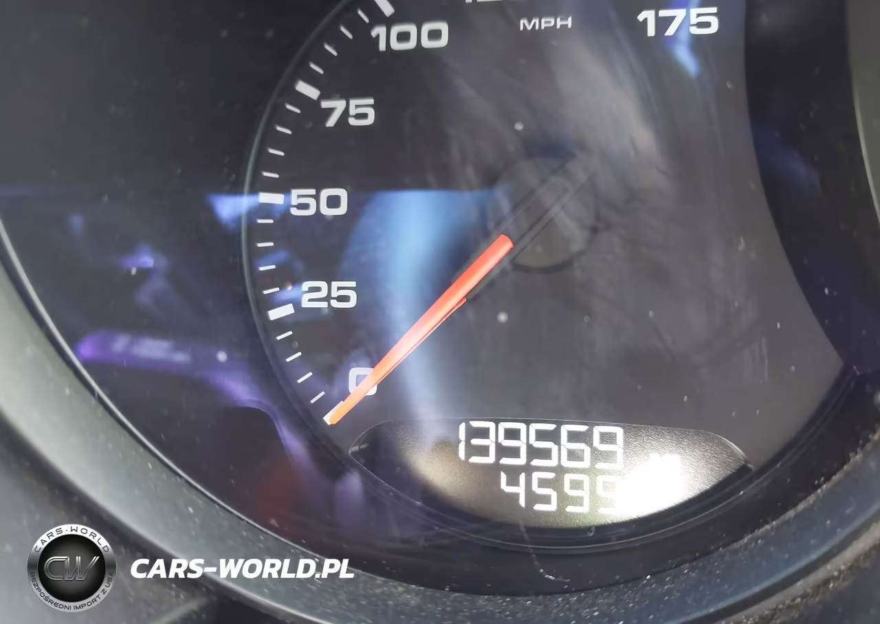 2018 Porsche Macan S VIN:WP1AB2A52JLB32938 - 15