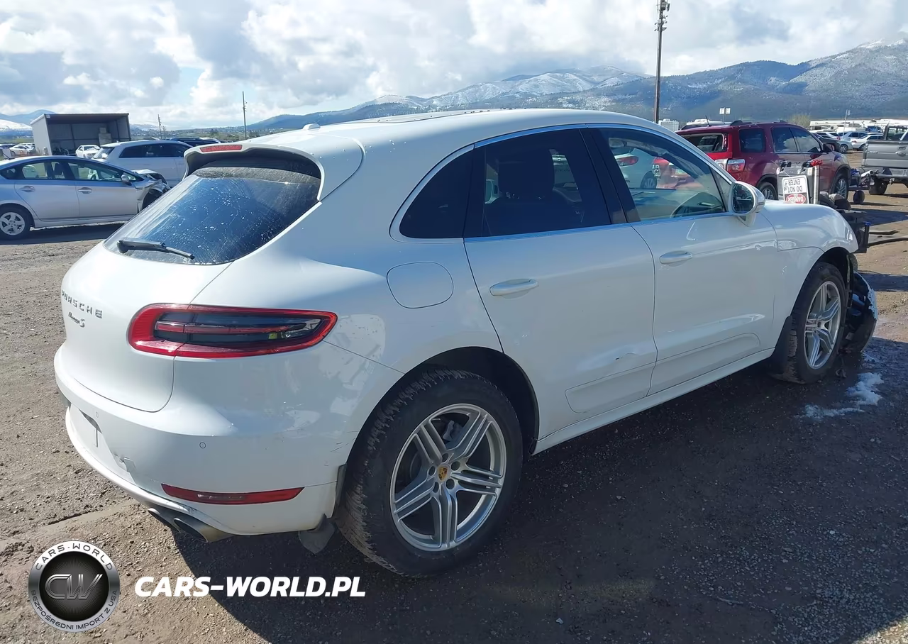 2018 Porsche Macan S VIN:WP1AB2A52JLB32938 - 4