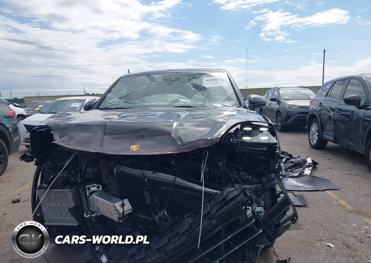 2024 Porsche Cayenne S VIN:WP1AL2AY5RDA32748 - 13