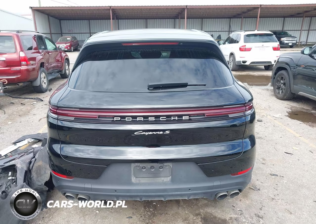 2024 Porsche Cayenne S VIN:WP1AL2AY5RDA32748 - 17