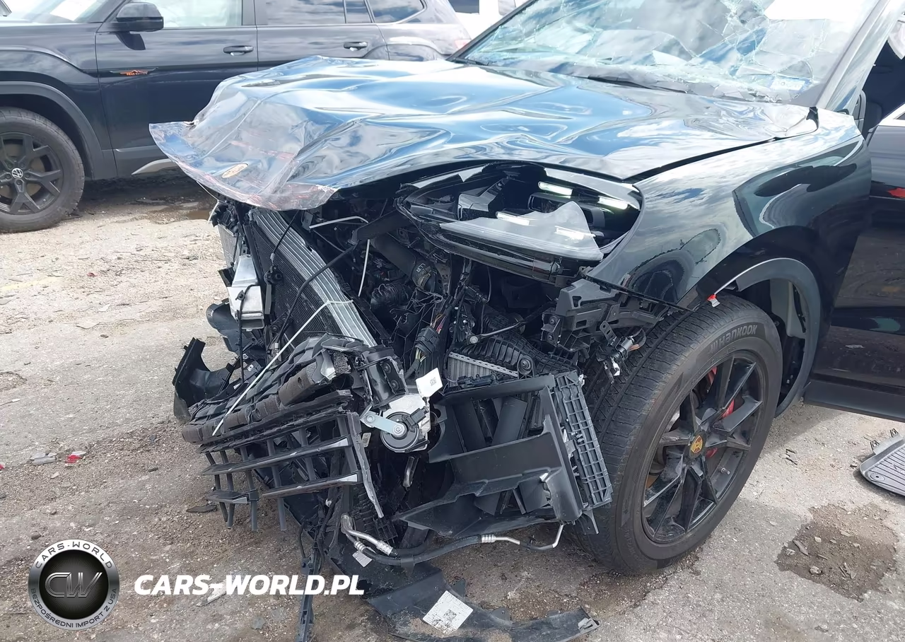 2024 Porsche Cayenne S VIN:WP1AL2AY5RDA32748 - 6