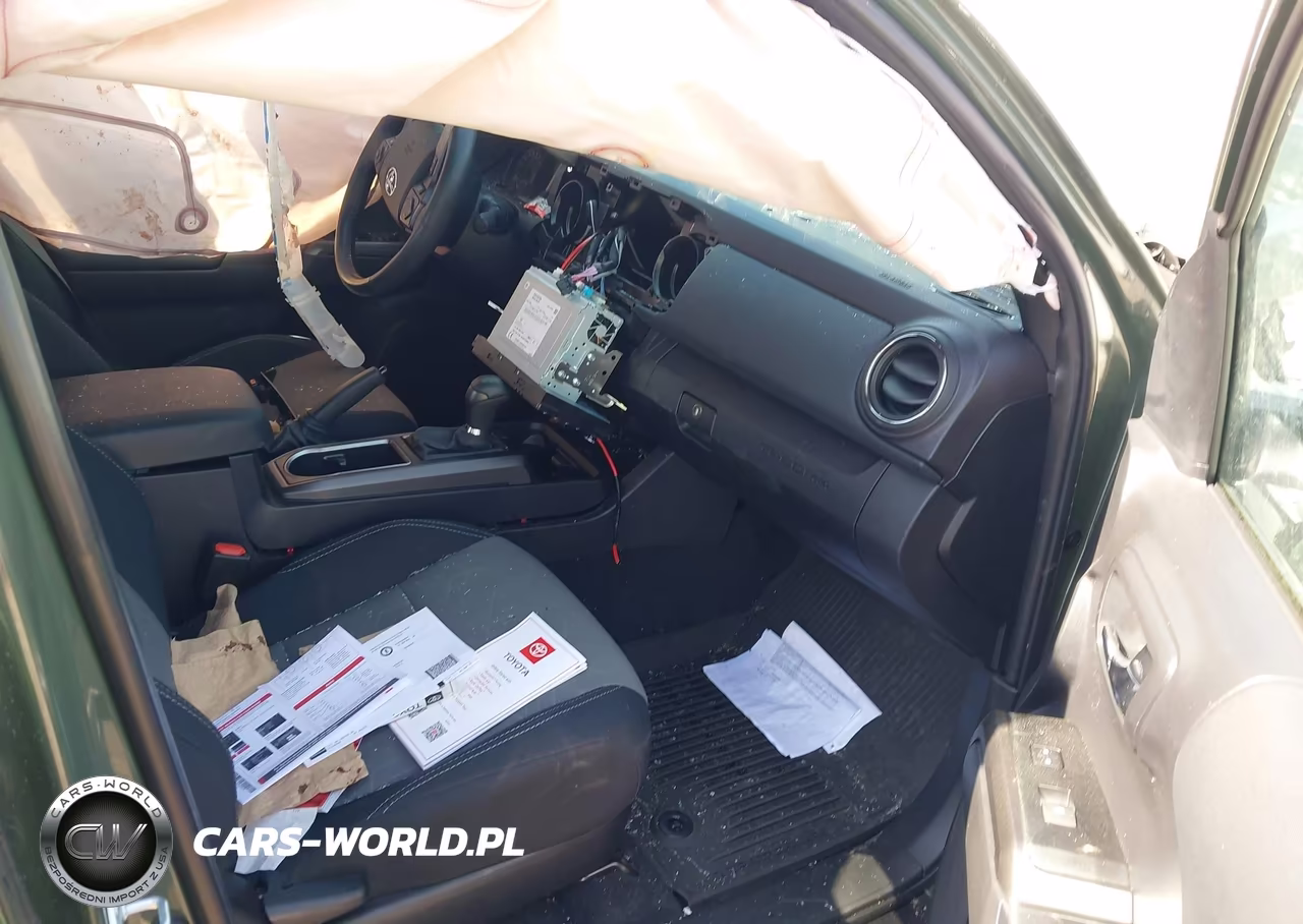 2022 Toyota Tacoma 4Wd Trd Off Road VIN:3TMCZ5AN8NM511776 - 5