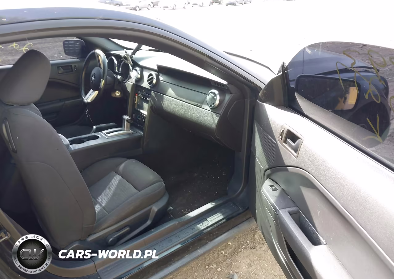 2007 Ford Mustang V6 Deluxe-V6 Premium VIN:1ZVFT80N075225217 - 5