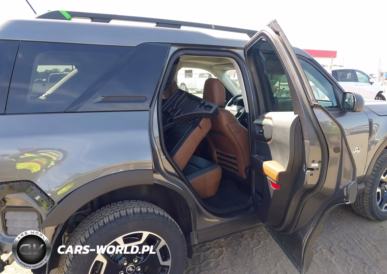 2023 Ford Bronco Sport Outer Banks VIN:3FMCR9C60PRE14070 - 8