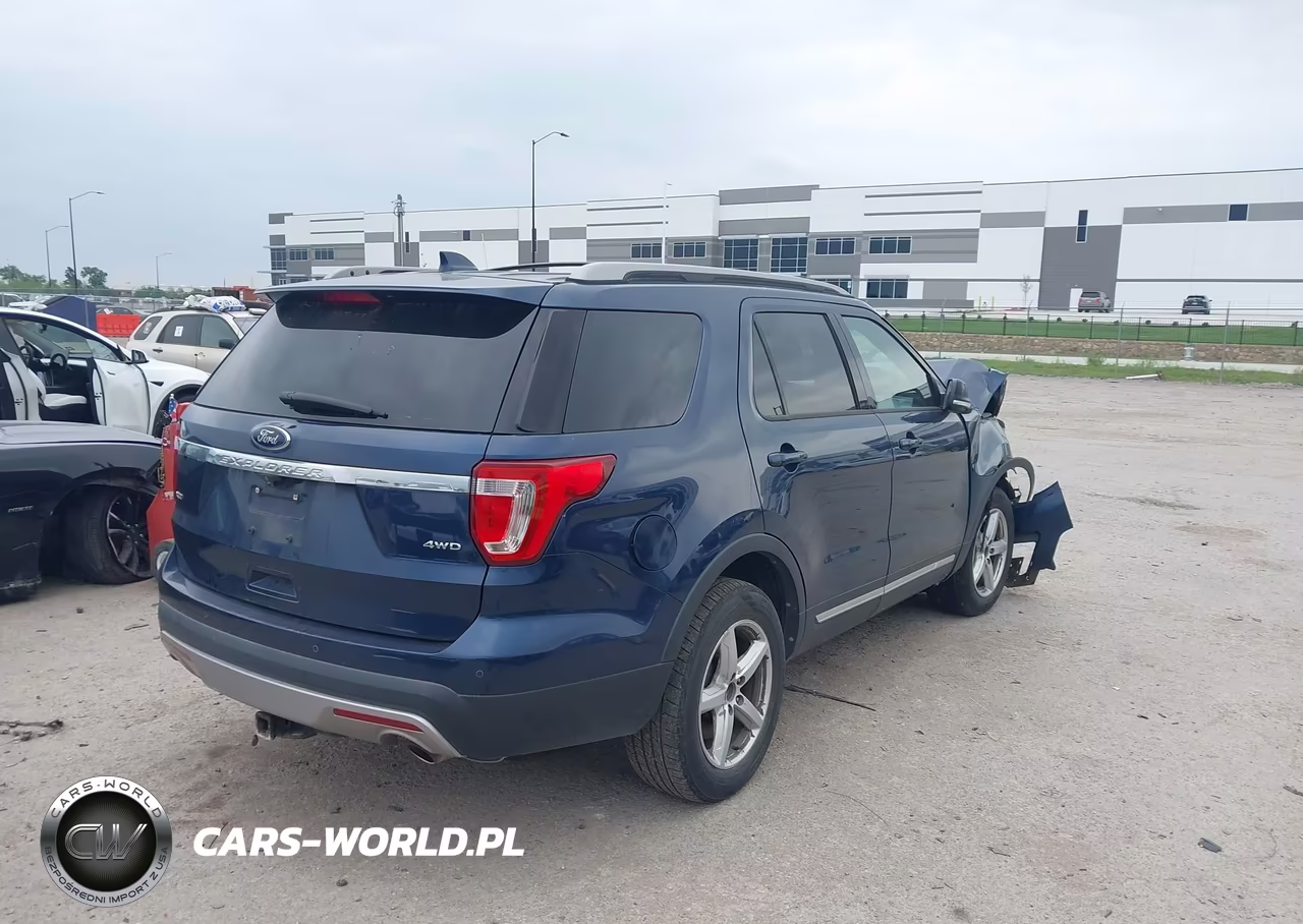 2016 Ford Explorer Xlt VIN:1FM5K8D83GGA54646 - 4