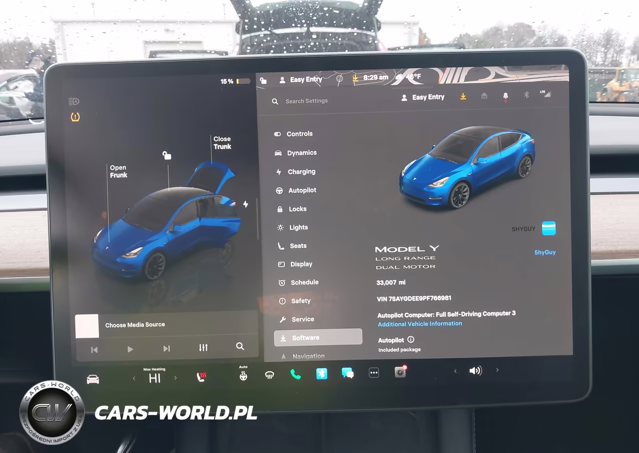 2023 Tesla Model Y VIN:7SAYGDEE9PF766981 - 7