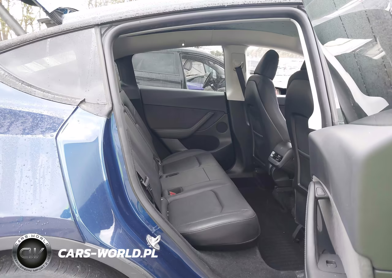 2023 Tesla Model Y VIN:7SAYGDEE9PF766981 - 8