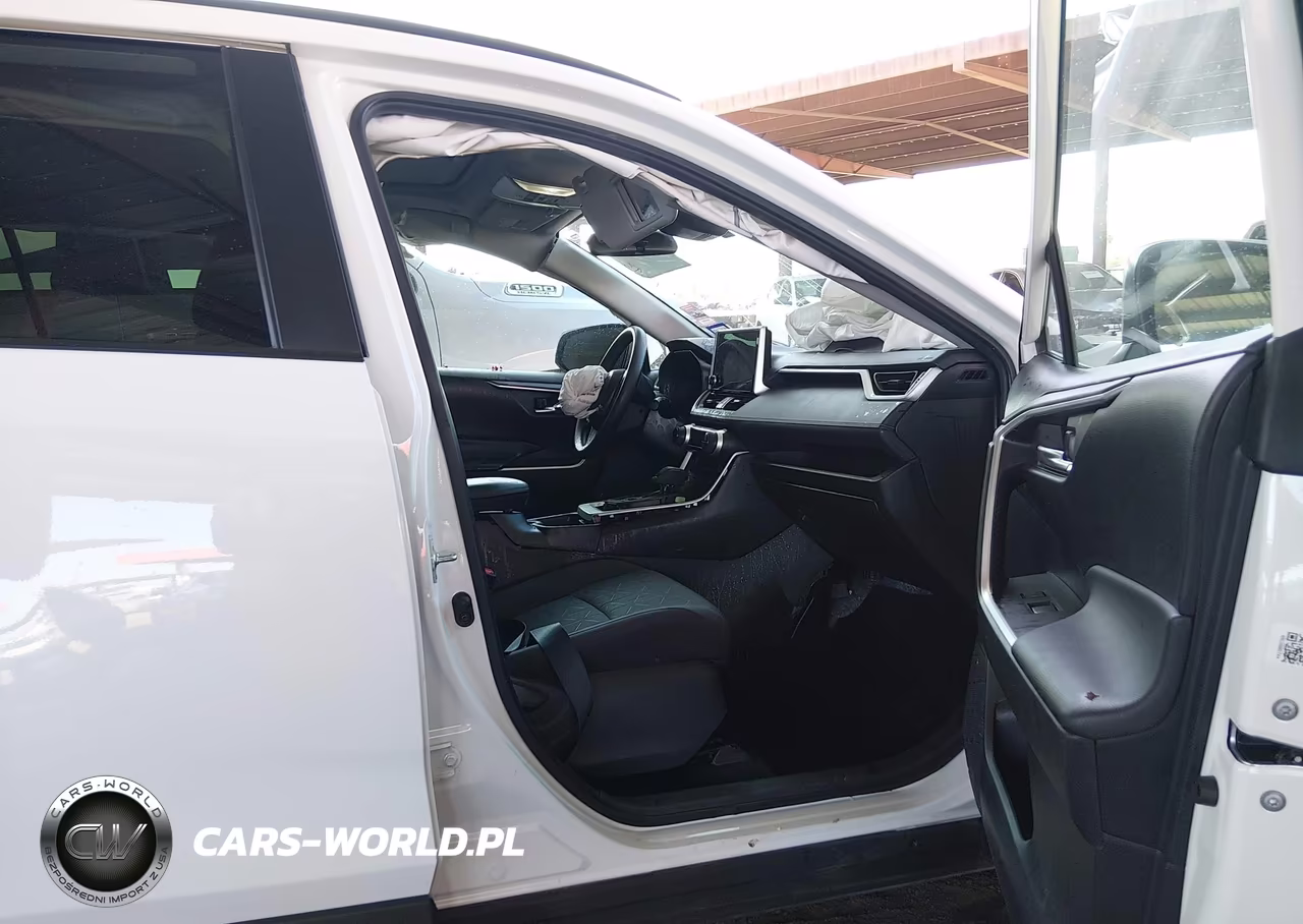 2024 Toyota Rav4 Xle VIN:2T3W1RFV4RC268574 - 5