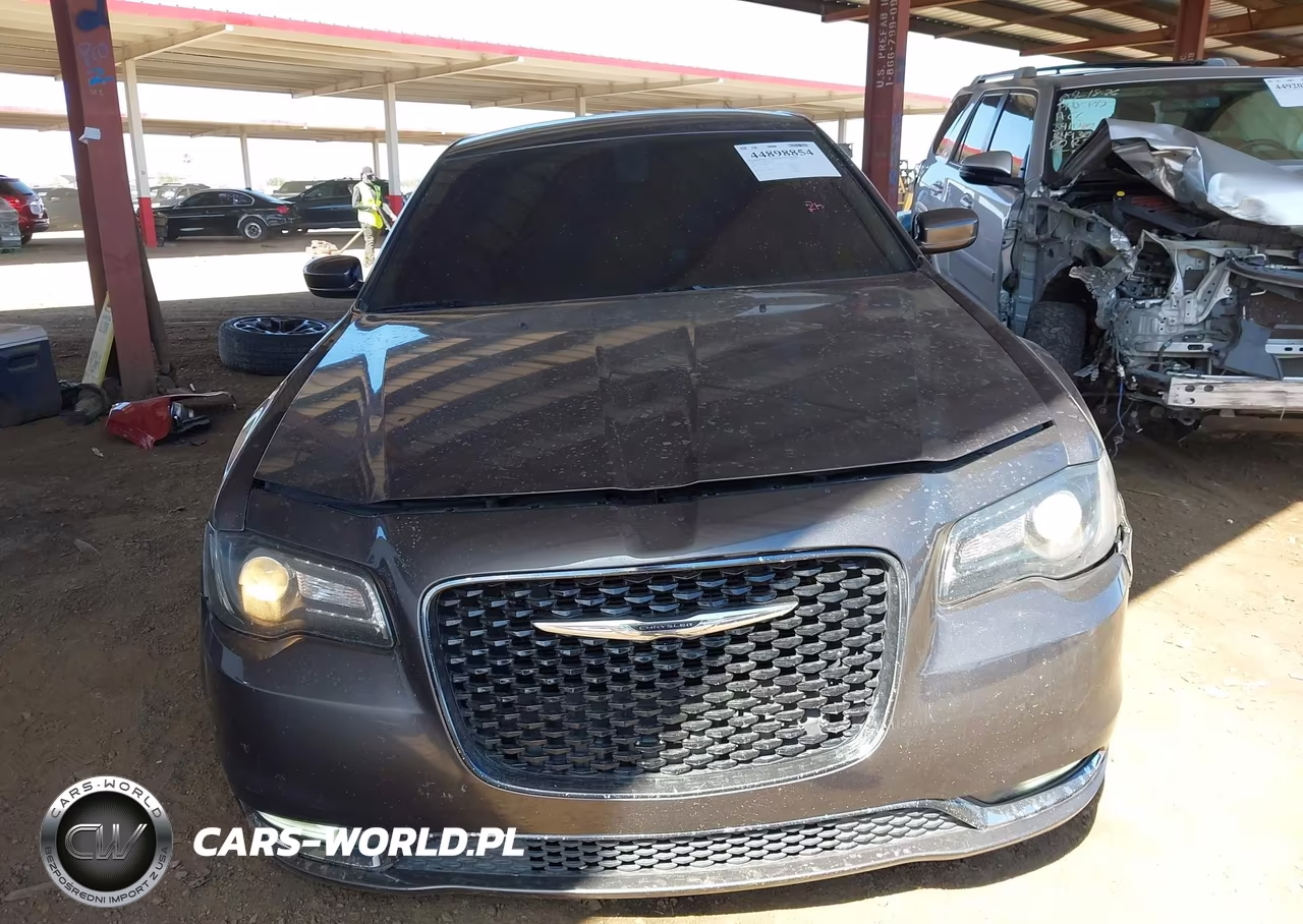 2020 Chrysler 300 300S VIN:2C3CCABG1LH158727 - 13