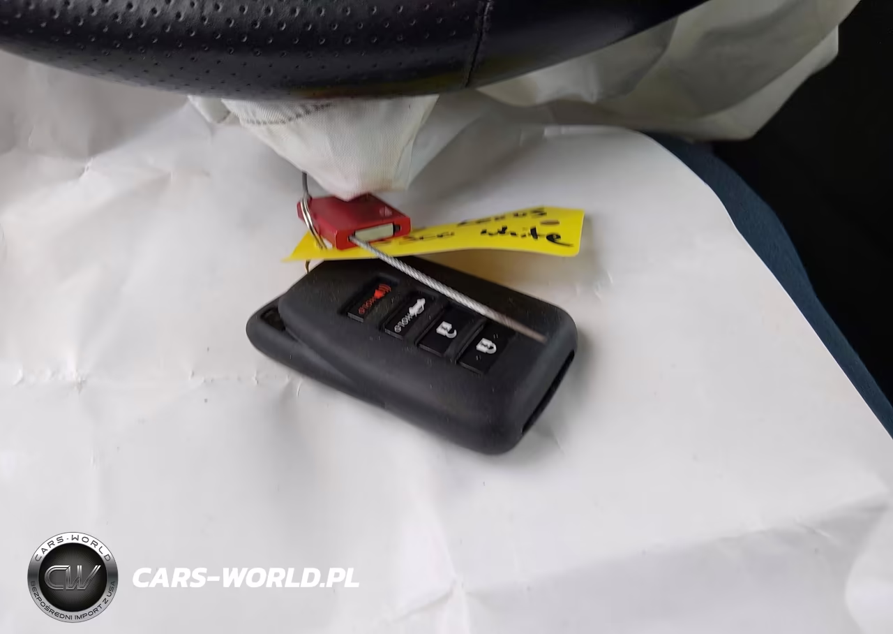 2019 Lexus Is 300 VIN:JTHC81D29K5035423 - 11