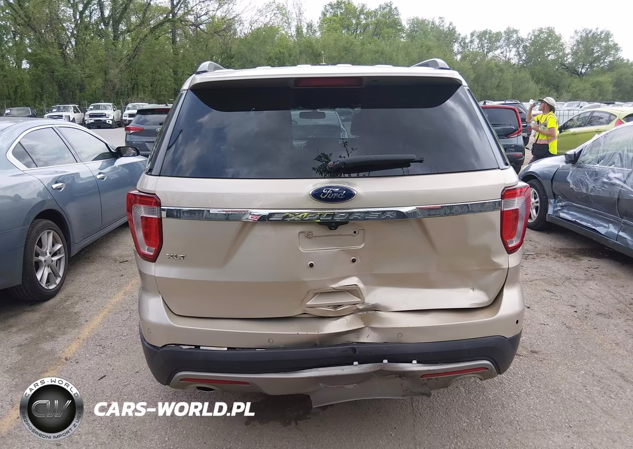 2017 Ford Explorer Xlt VIN:1FM5K7D83HGD36202 - 16