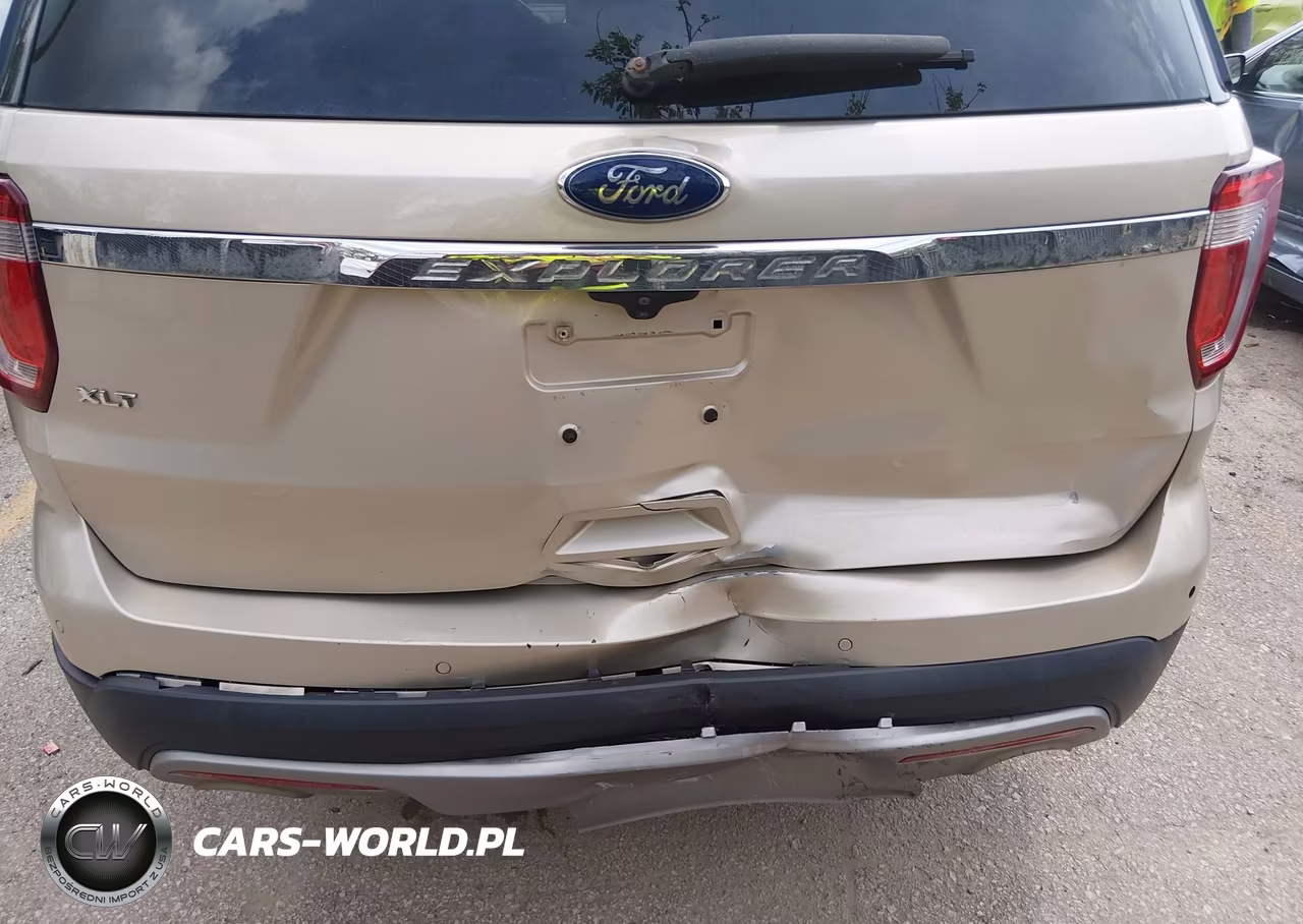 2017 Ford Explorer Xlt VIN:1FM5K7D83HGD36202 - 6