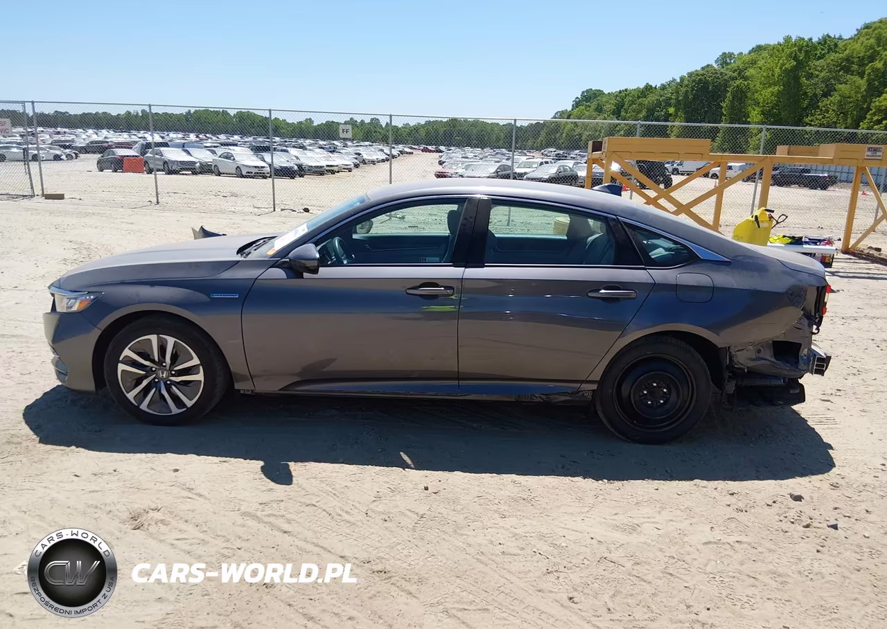 2018 Honda Accord Hybrid VIN:1HGCV3F15JA017244 - 15
