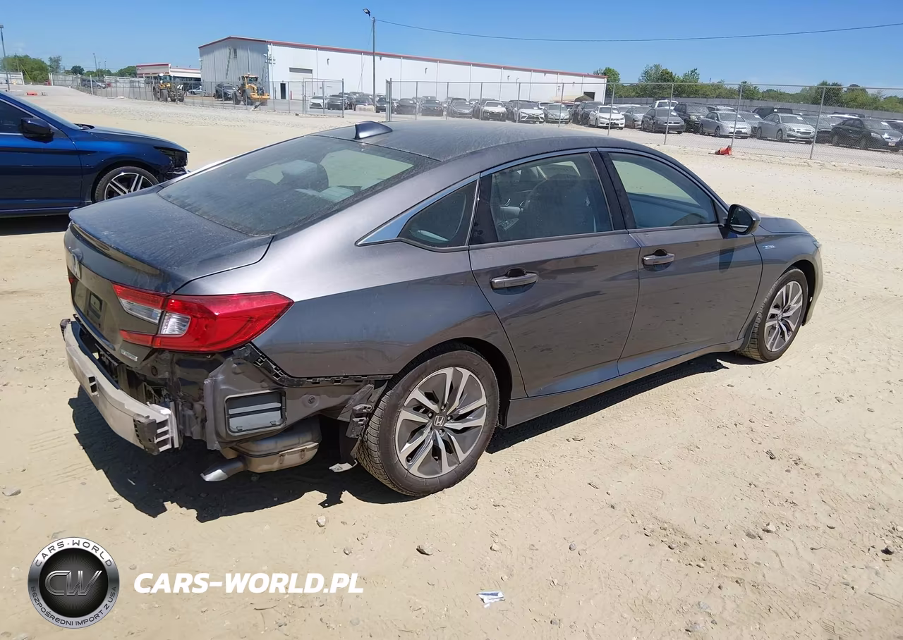 2018 Honda Accord Hybrid VIN:1HGCV3F15JA017244 - 4