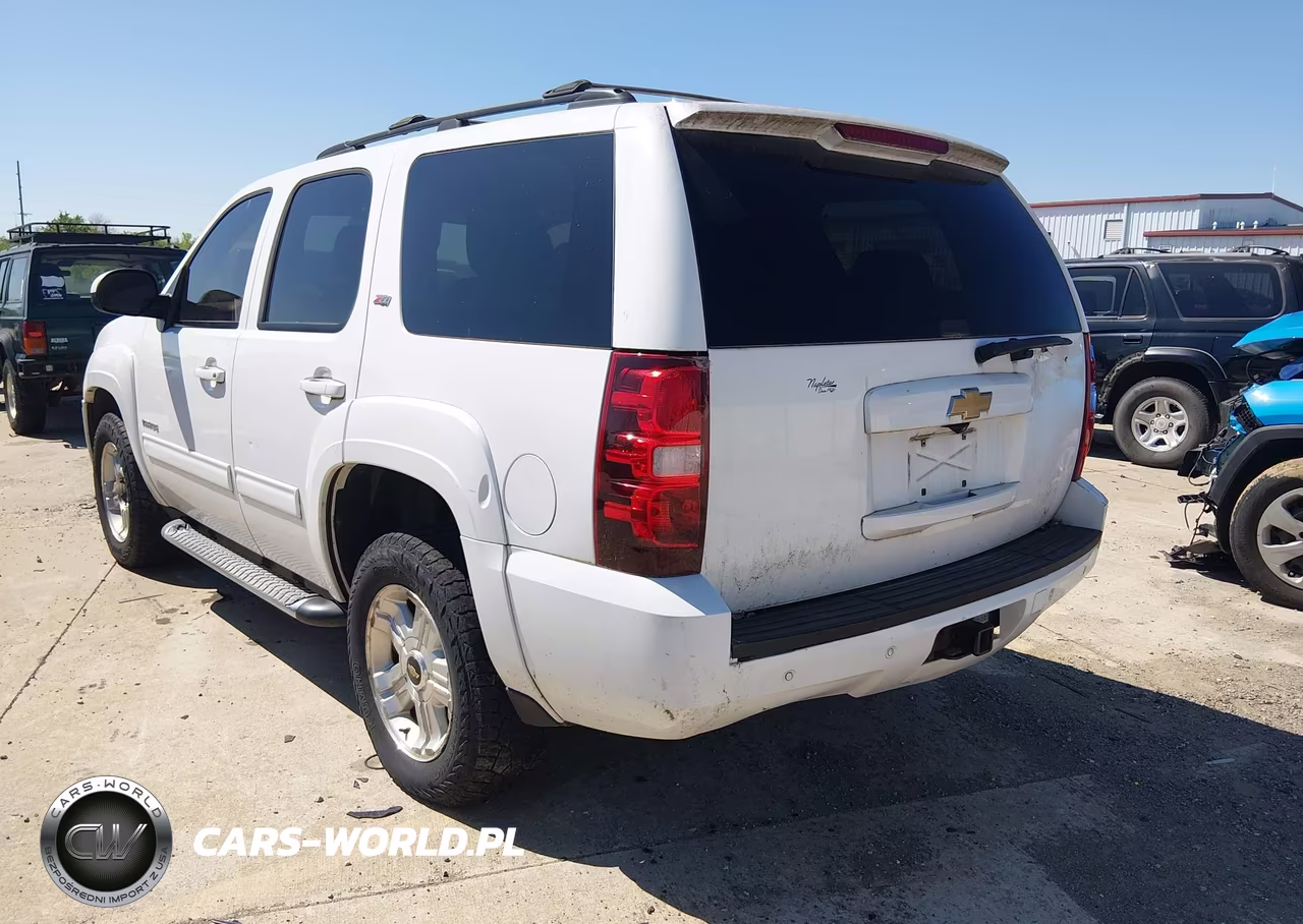 2012 Chevrolet Tahoe Lt VIN:1GNSKBE00CR255830 - 3