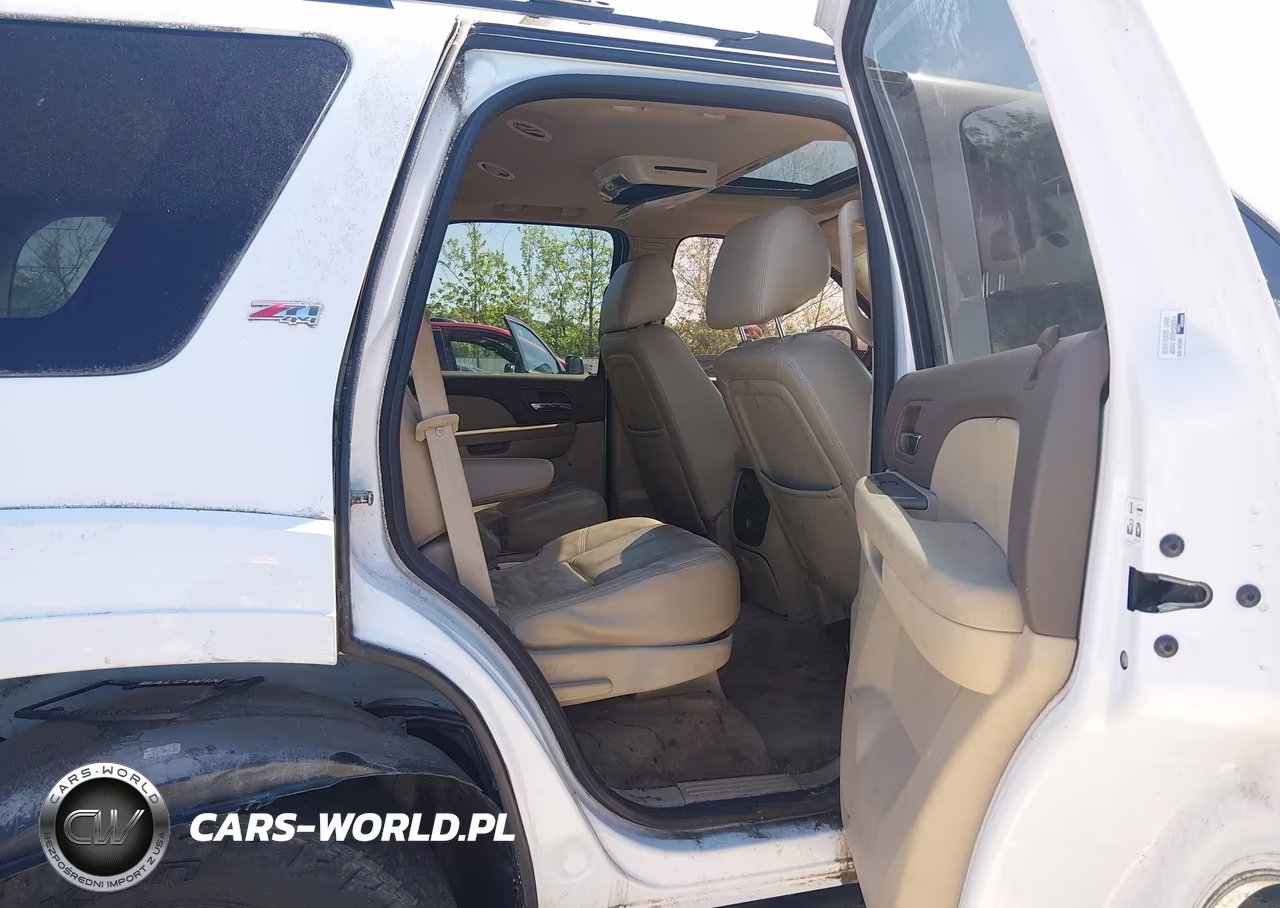 2012 Chevrolet Tahoe Lt VIN:1GNSKBE00CR255830 - 8