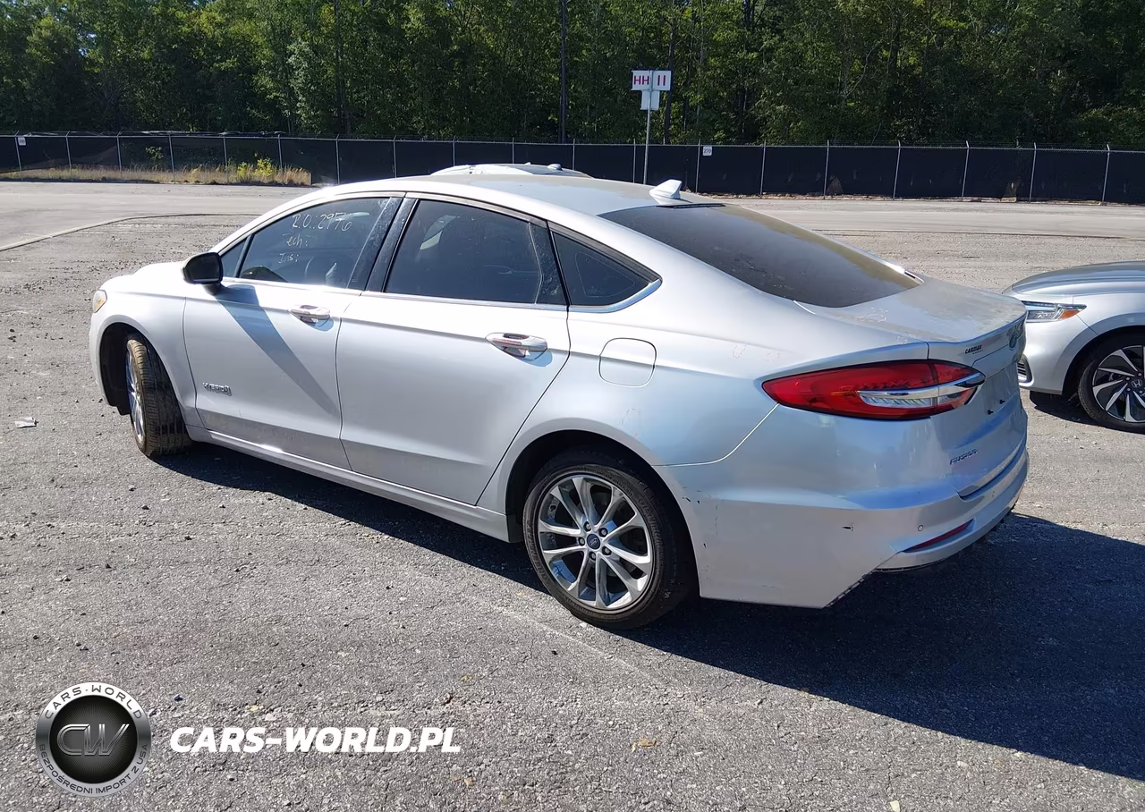 2019 Ford Fusion Hybrid Se VIN:3FA6P0LUXKR105836 - 3