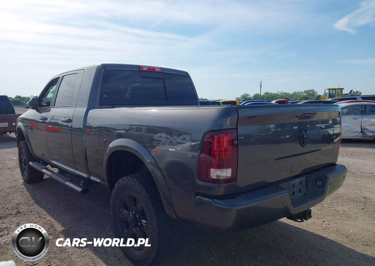 2017 Ram 2500 VIN:3C6UR5NL8HG578336 - 3