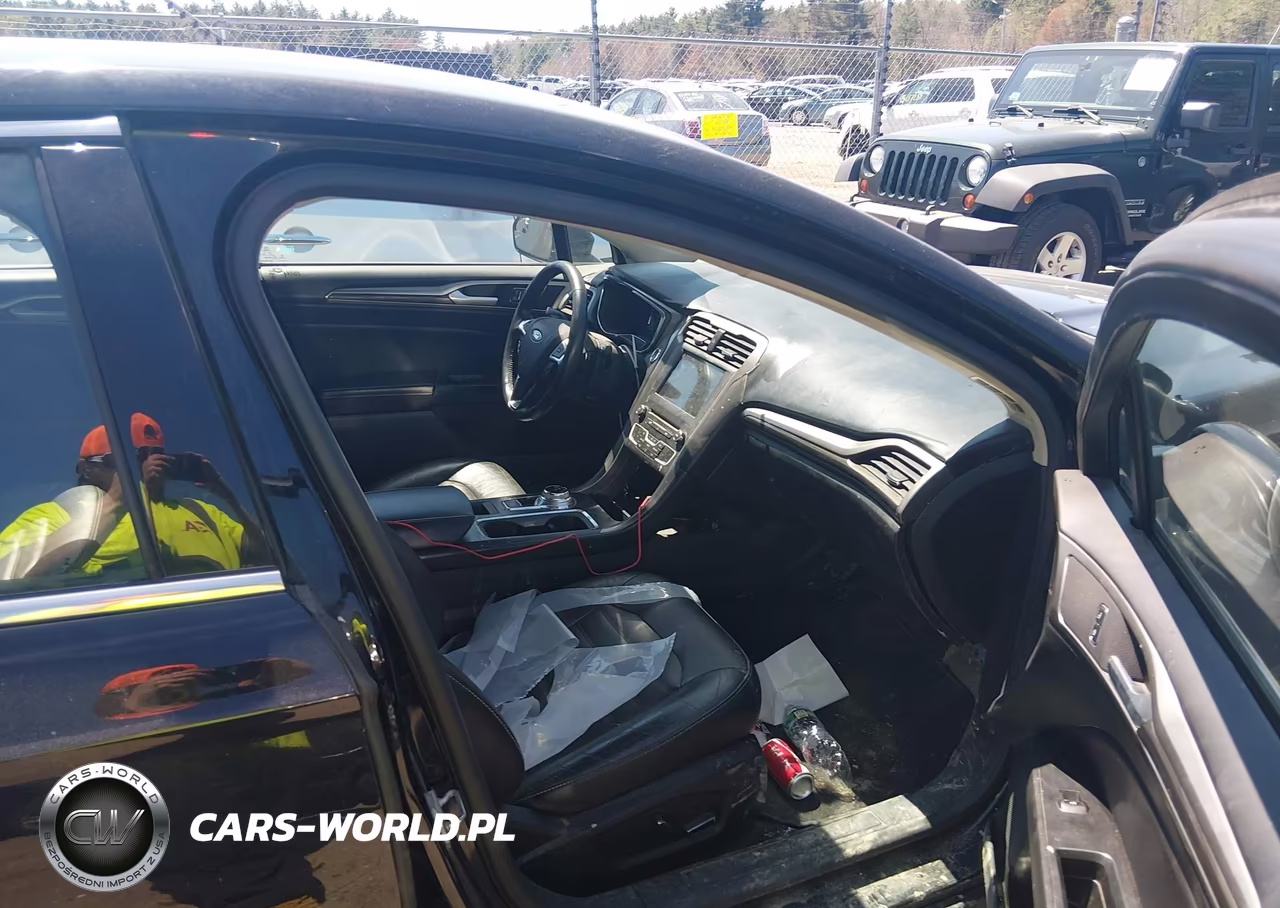 2017 Ford Fusion Se VIN:3FA6P0T91HR361710 - 5