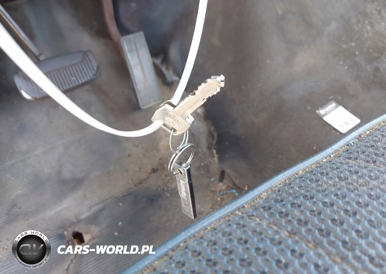 1985 Ford F150 VIN:1FTCF15N1FNA55929 - 11