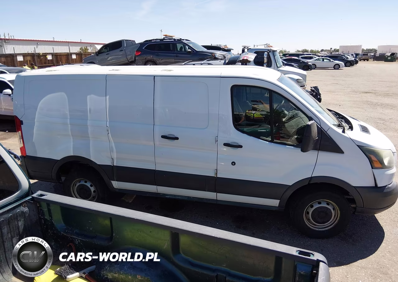 2015 Ford Transit-250 VIN:1FTNR1ZMXFKB15919 - 13
