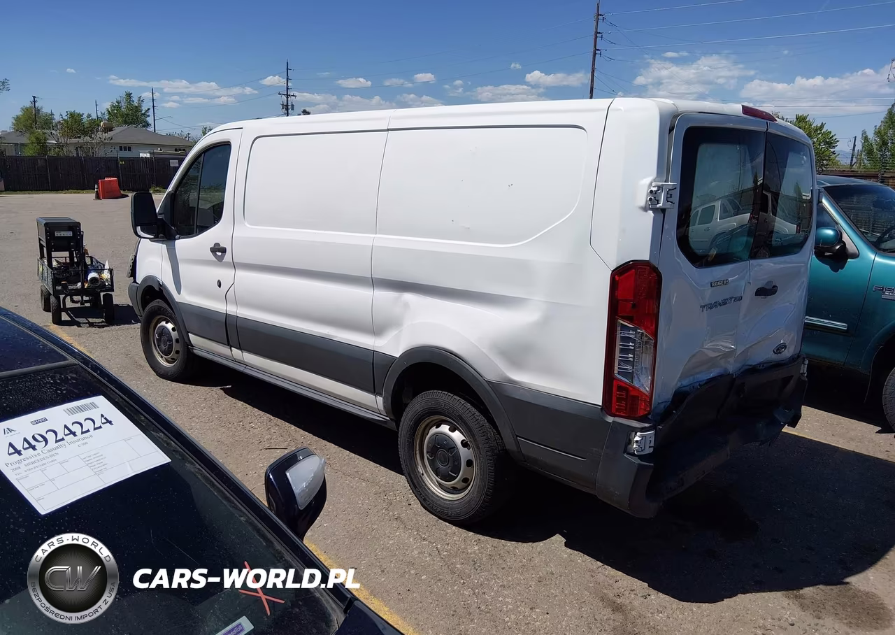 2015 Ford Transit-250 VIN:1FTNR1ZMXFKB15919 - 3