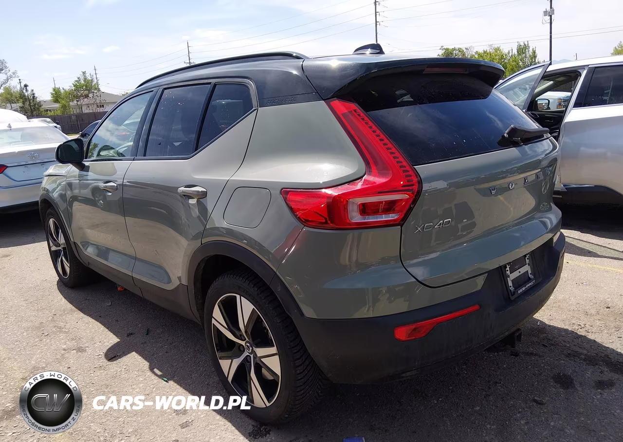 2021 Volvo Xc40 Recharge Pure Electric P8 VIN:YV4ED3UR7M2454371 - 3
