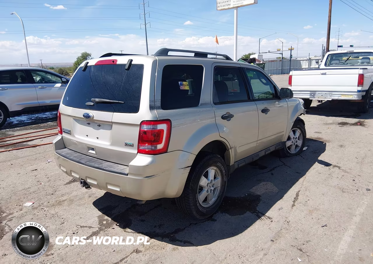 2012 Ford Escape Xlt VIN:1FMCU0DG3CKB04169 - 4
