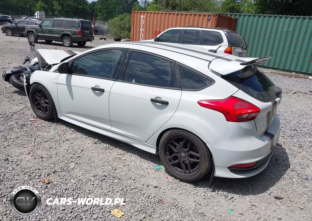 2016 Ford Focus St VIN:1FADP3L95GL328473 - 3