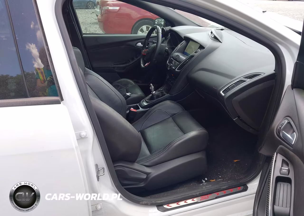 2016 Ford Focus St VIN:1FADP3L95GL328473 - 5