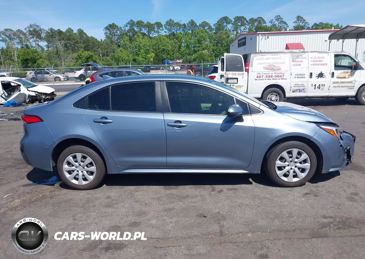 2024 Toyota Corolla Hybrid Le VIN:JTDBCMFE6R3041903 - 13
