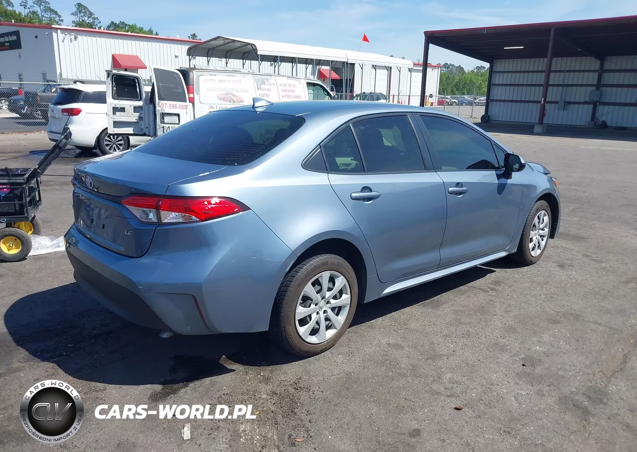2024 Toyota Corolla Hybrid Le VIN:JTDBCMFE6R3041903 - 4