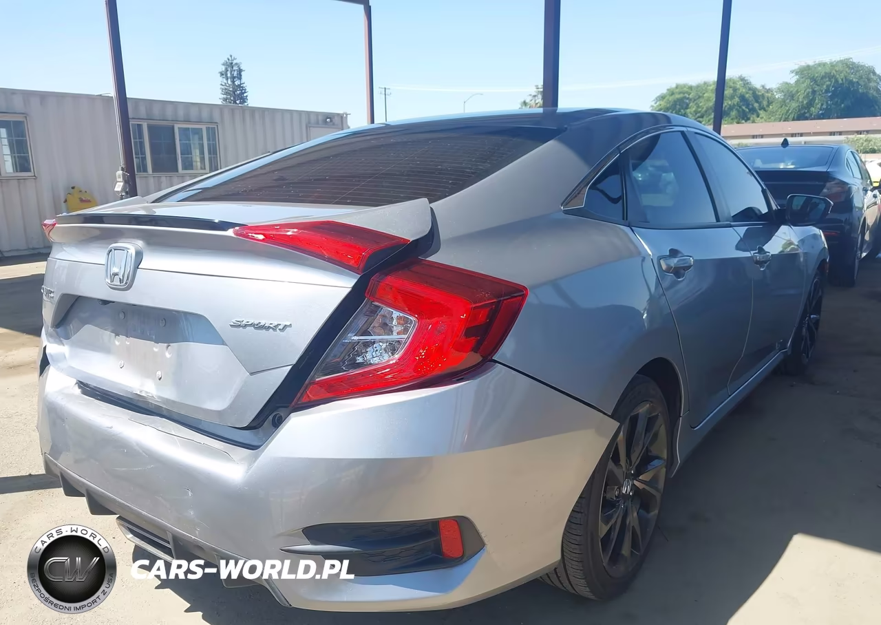 2019 Honda Civic Sport VIN:19XFC2F83KE211200 - 4