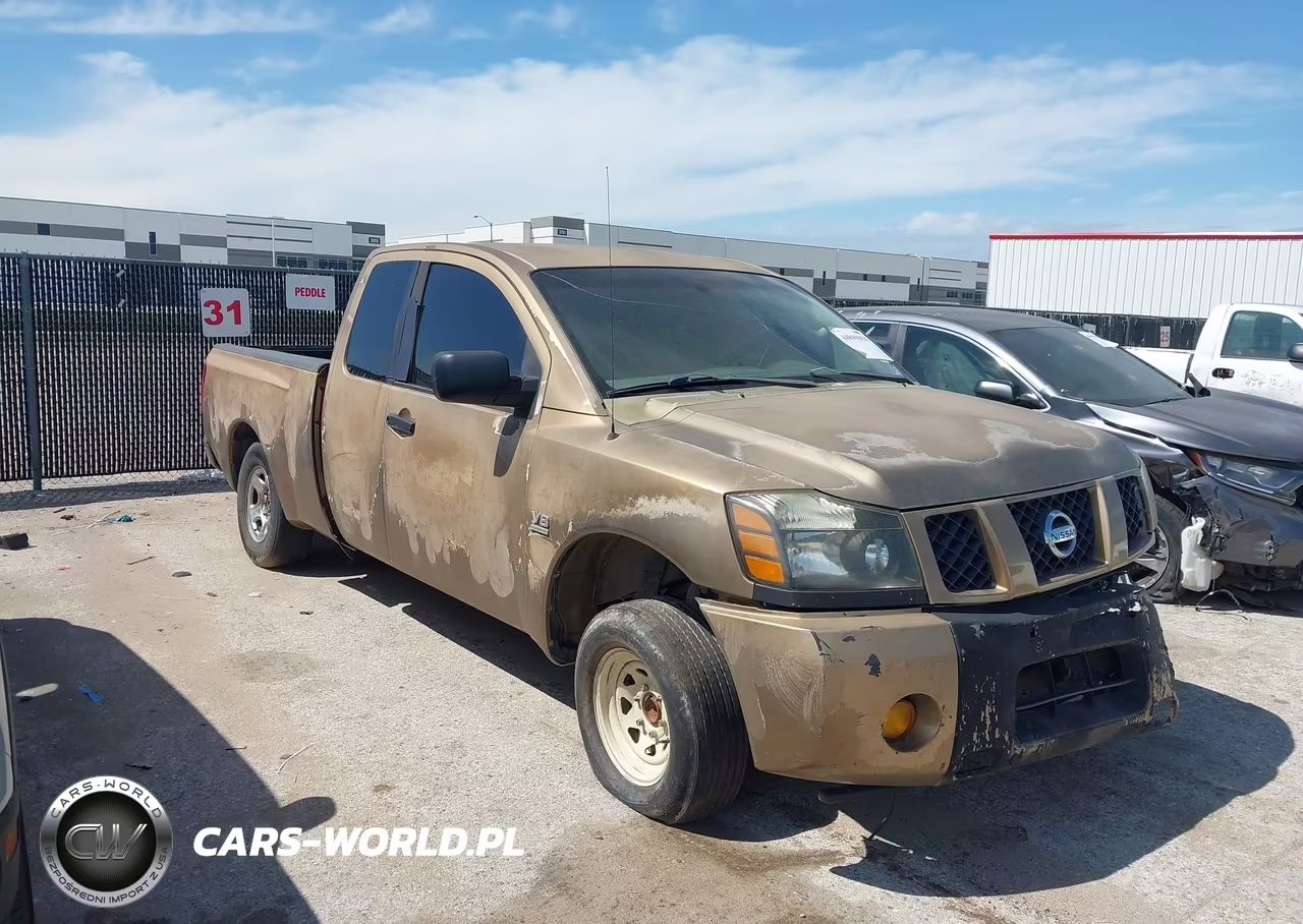 2004 Nissan Titan Xe