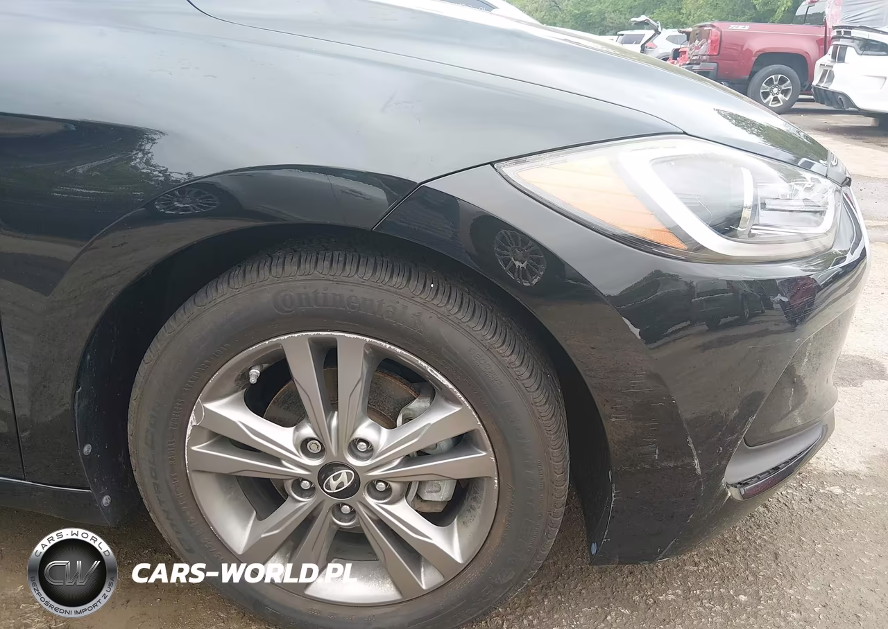 2017 Hyundai Elantra Se VIN:5NPD84LF3HH001742 - 17