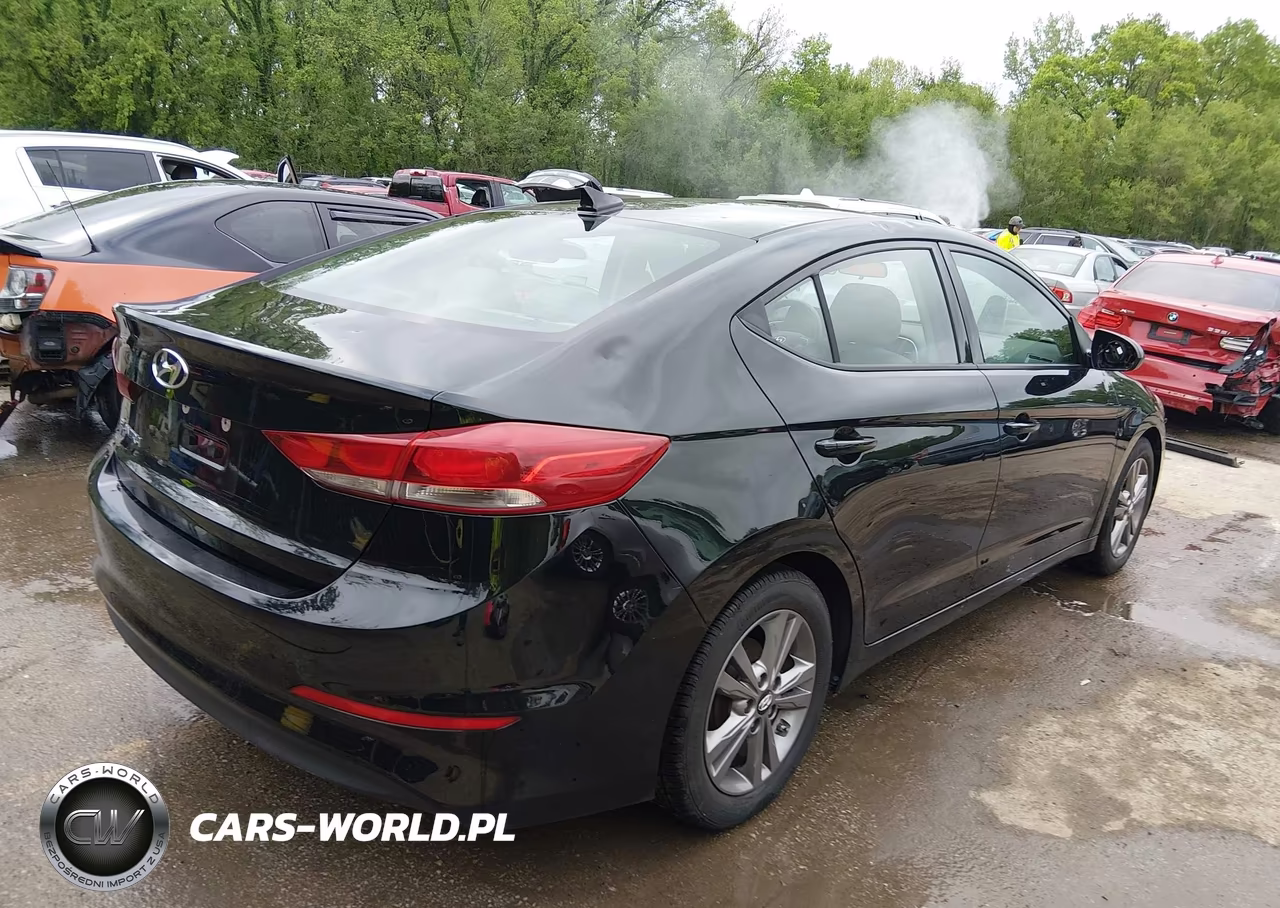 2017 Hyundai Elantra Se VIN:5NPD84LF3HH001742 - 4
