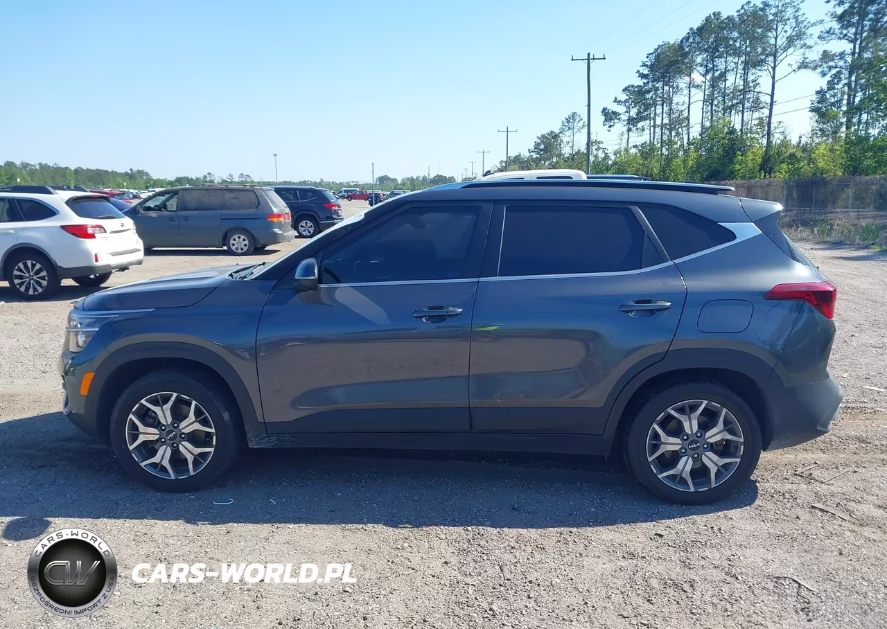 2022 Kia Seltos Ex VIN:KNDERCAAXN7301541 - 14