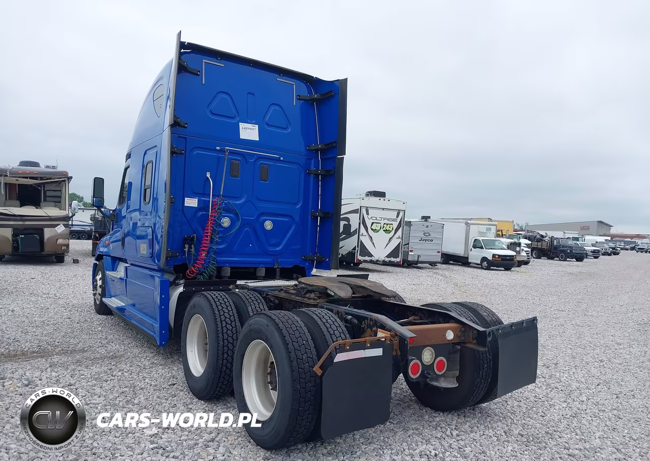 2017 Freightliner Cascadia 125 VIN:3AKJGLDR2HSHY4718 - 3