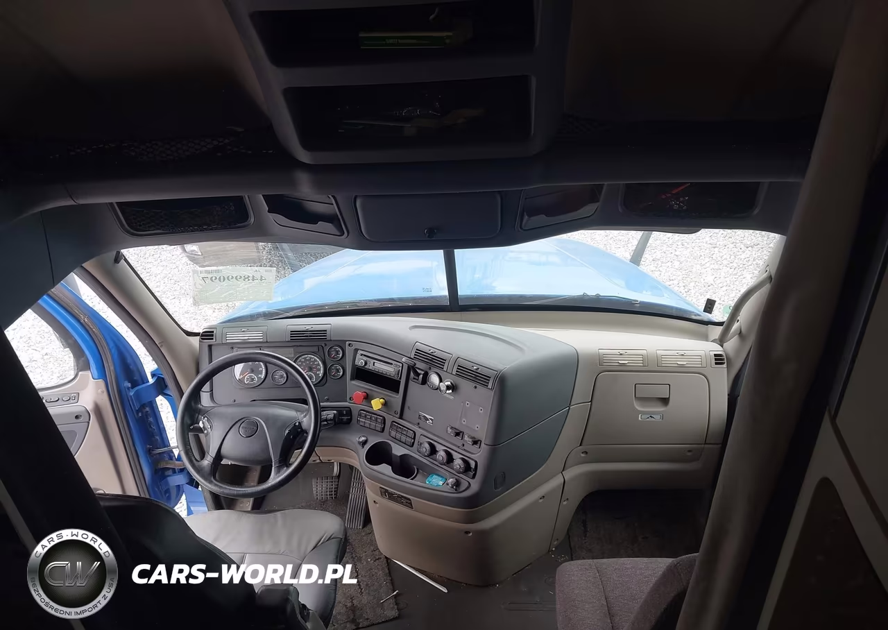 2017 Freightliner Cascadia 125 VIN:3AKJGLDR2HSHY4718 - 7