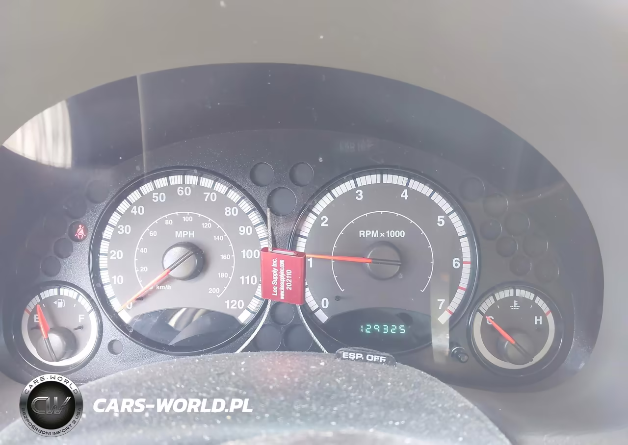 2007 Jeep Liberty Sport VIN:1J4GL48KX7W647848 - 7