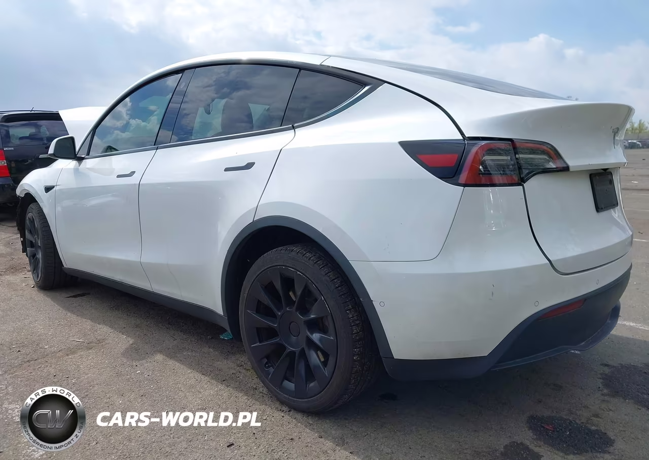 2021 Tesla Model Y Long Range Dual Motor All-Wheel Drive VIN:5YJYGDEE4MF179404 - 3