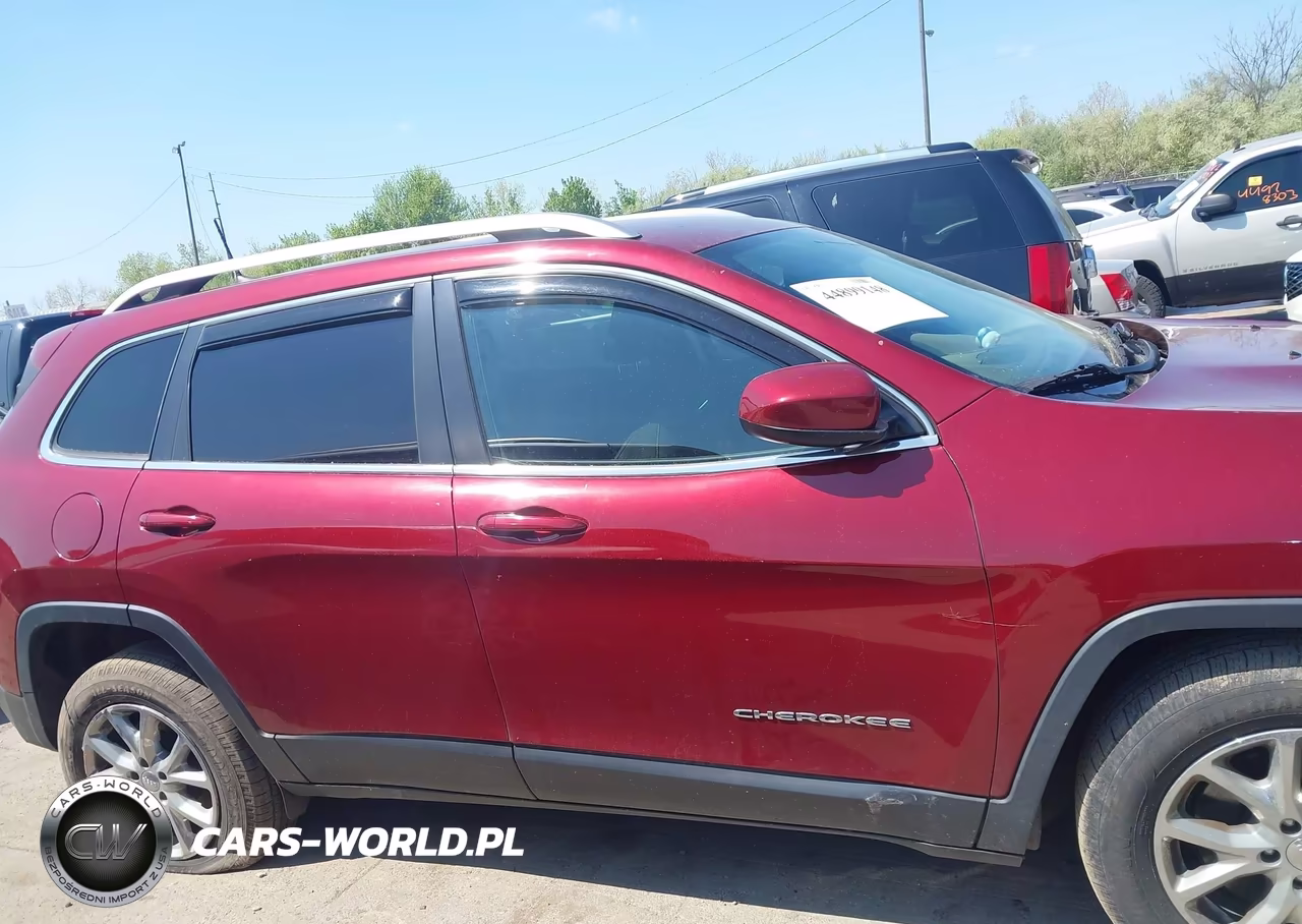 2016 Jeep Cherokee Latitude VIN:1C4PJMCS1GW251908 - 13