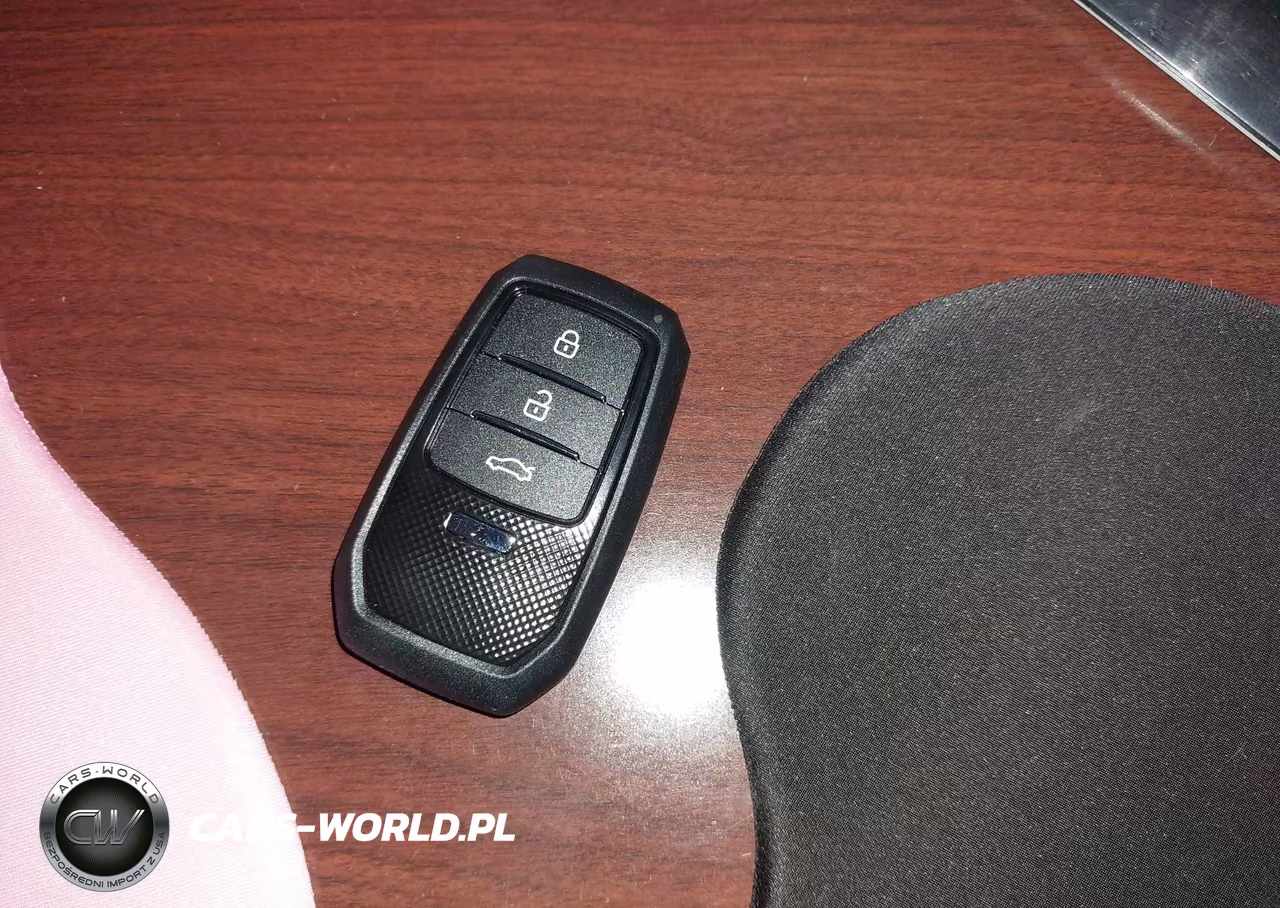 2025 Ford Bronco Sport Outer Banks VIN:3FMCR9CNXSRF02737 - 11
