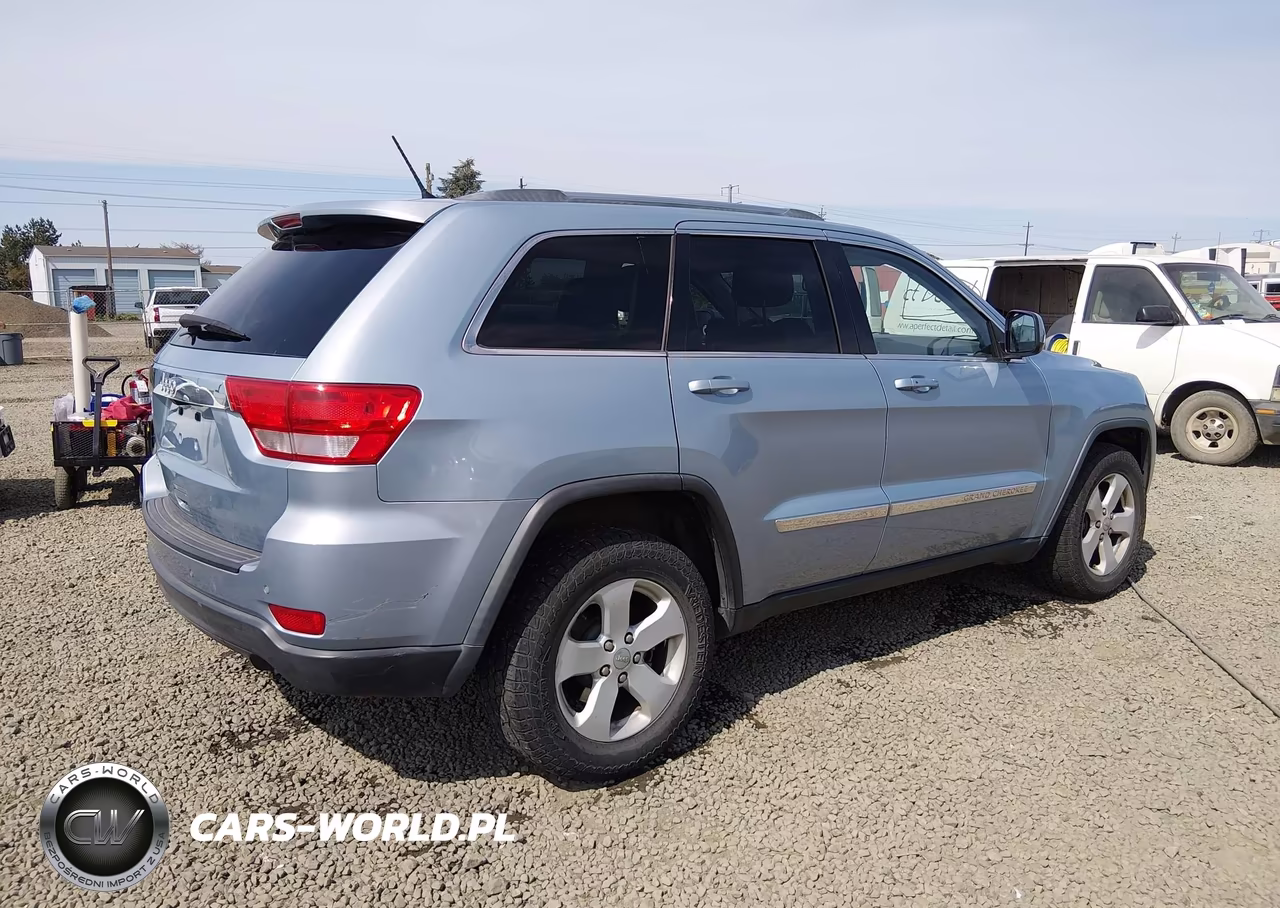 2012 Jeep Grand Cherokee Laredo VIN:1C4RJFAG3CC344458 - 4