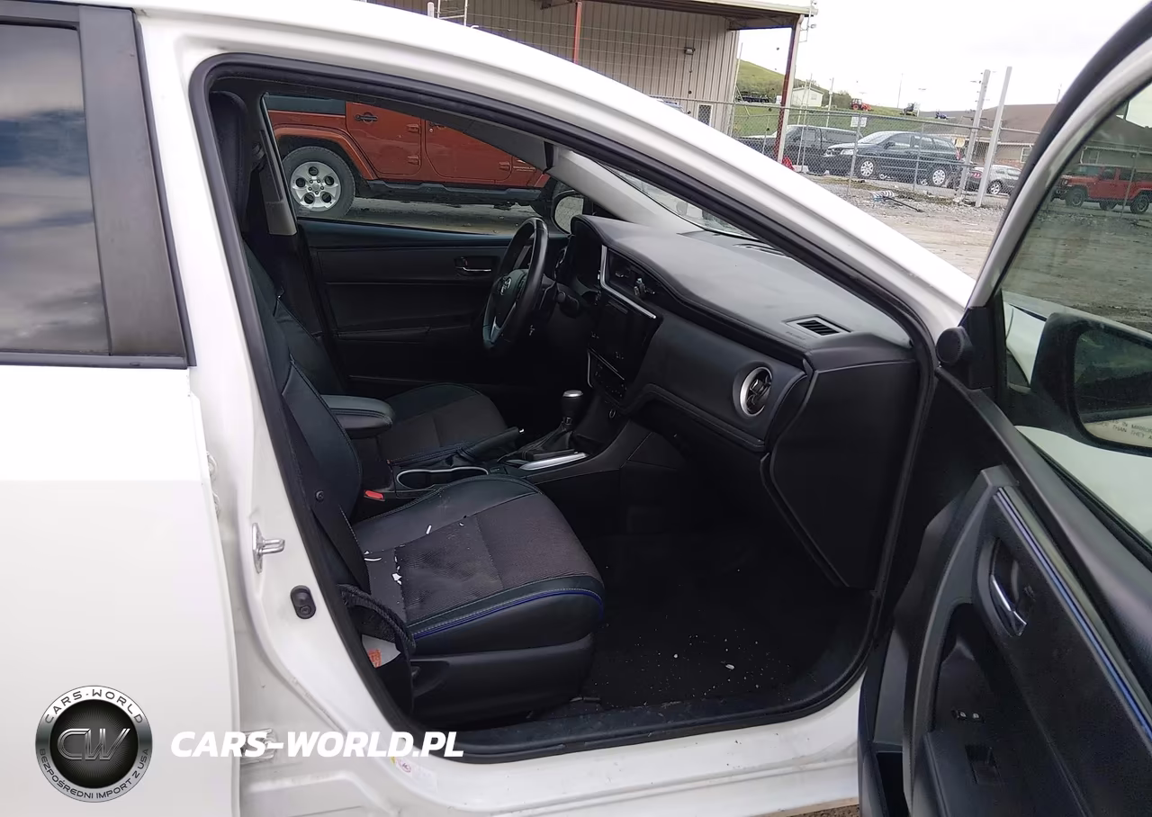 2018 Toyota Corolla Se VIN:2T1BURHE4JC973620 - 5