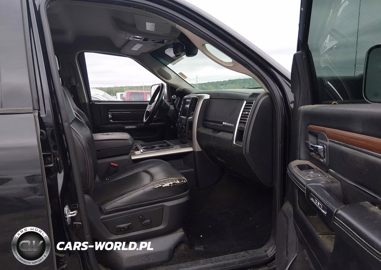 2014 Ram 2500 Laramie VIN:3C6UR5FJ4EG315513 - 5