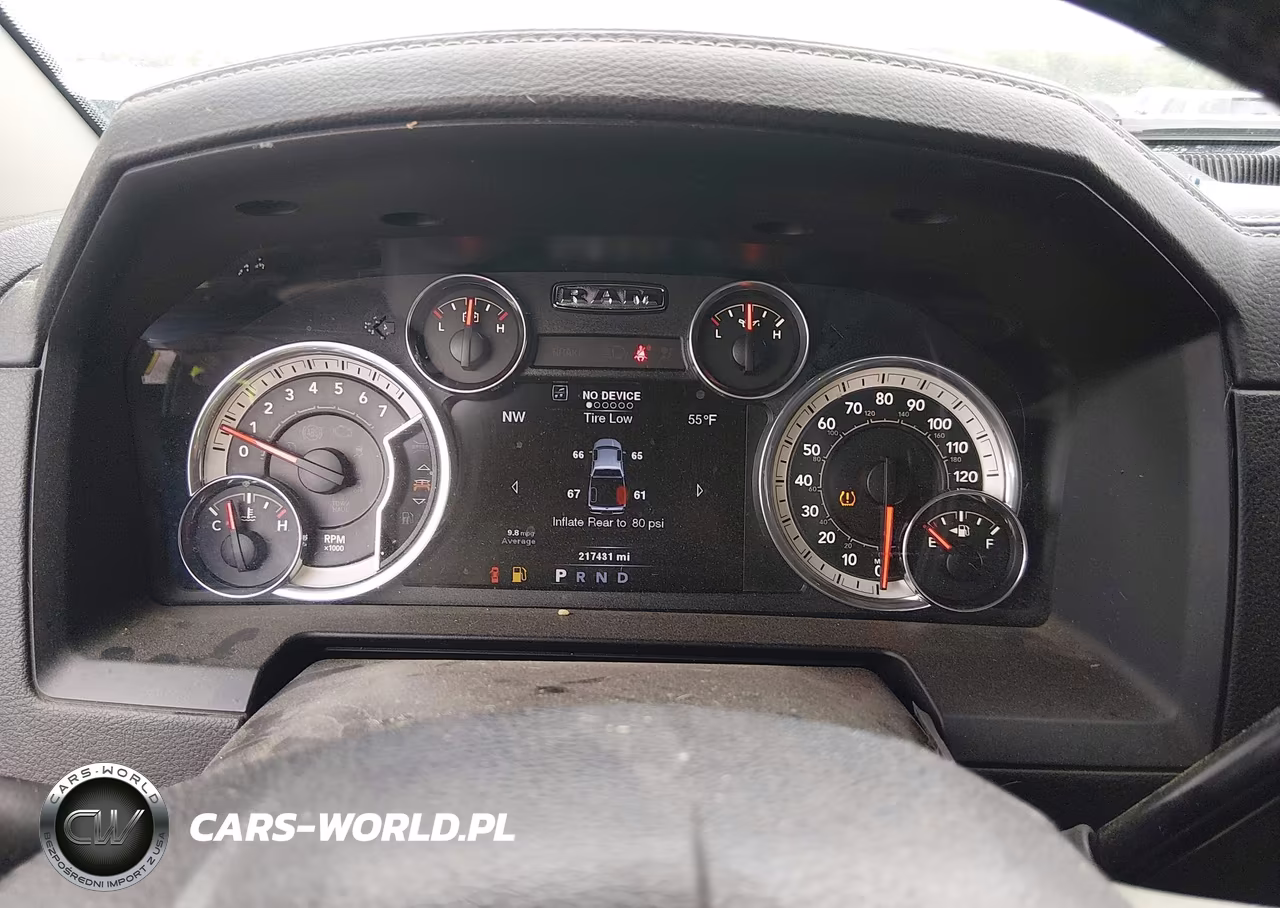 2014 Ram 2500 Laramie VIN:3C6UR5FJ4EG315513 - 7