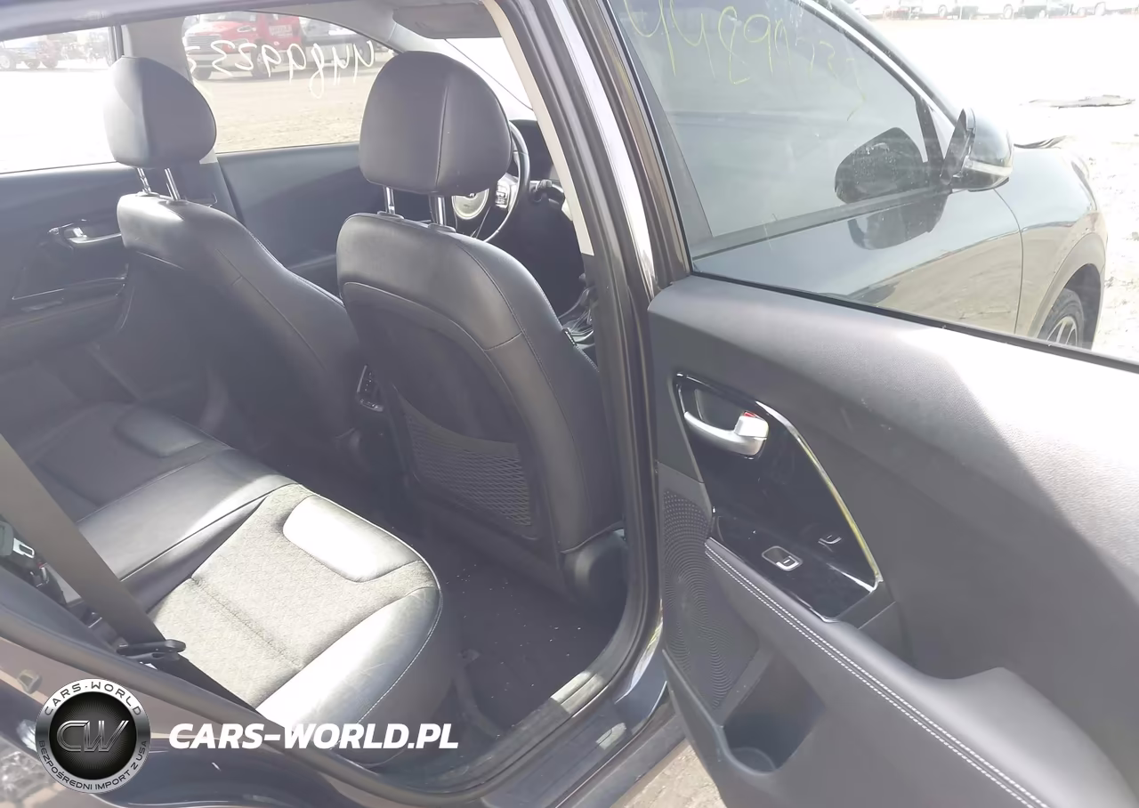 2018 Kia Niro Ex VIN:KNDCC3LCXJ5152822 - 8